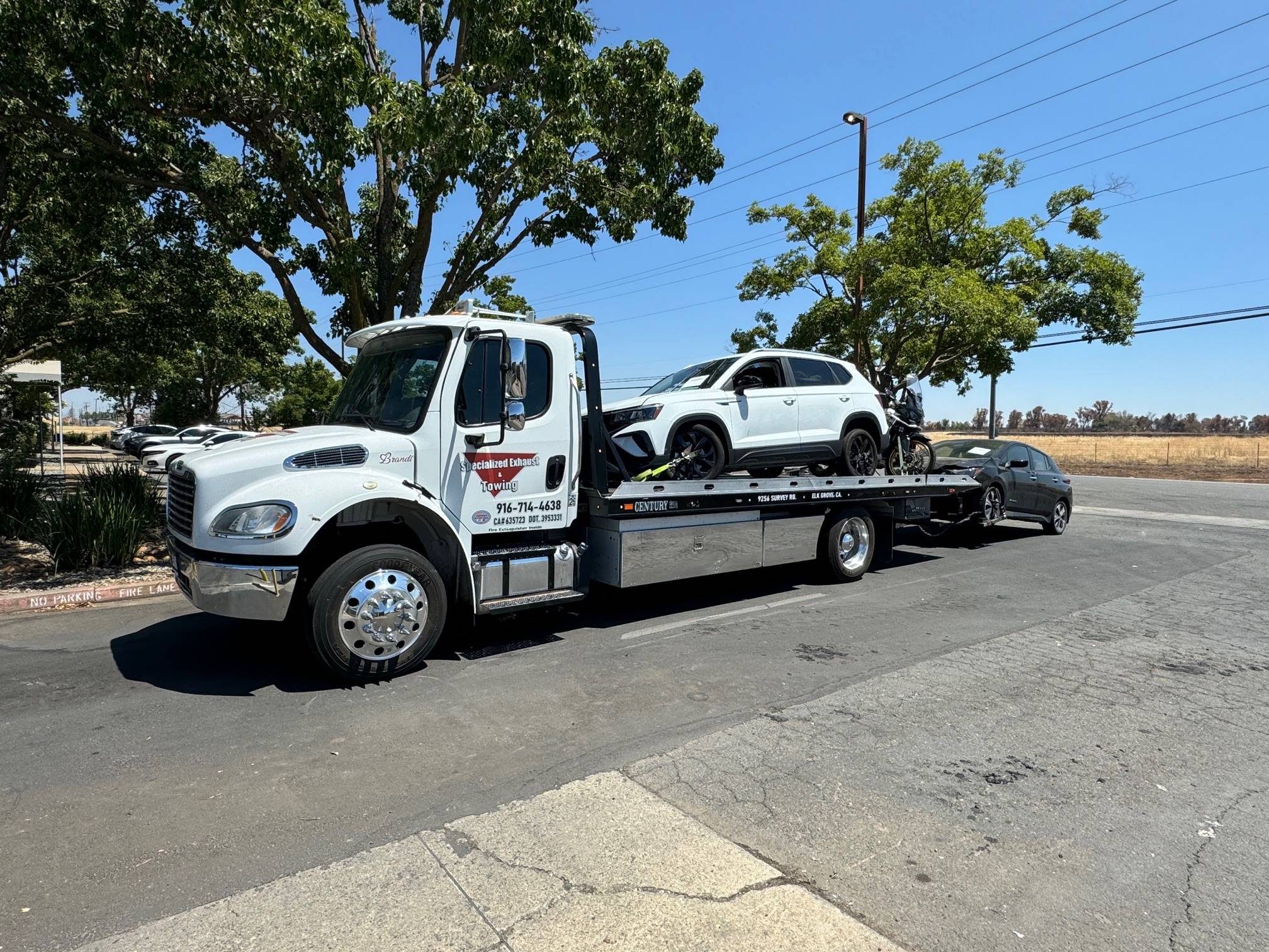 Specialized Exhaust & Automotive, Specialized Towing (4)